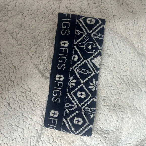 Figs | Hair | Figs Navy Fair Isle Knit Earwarmer | Poshmark display picture 1